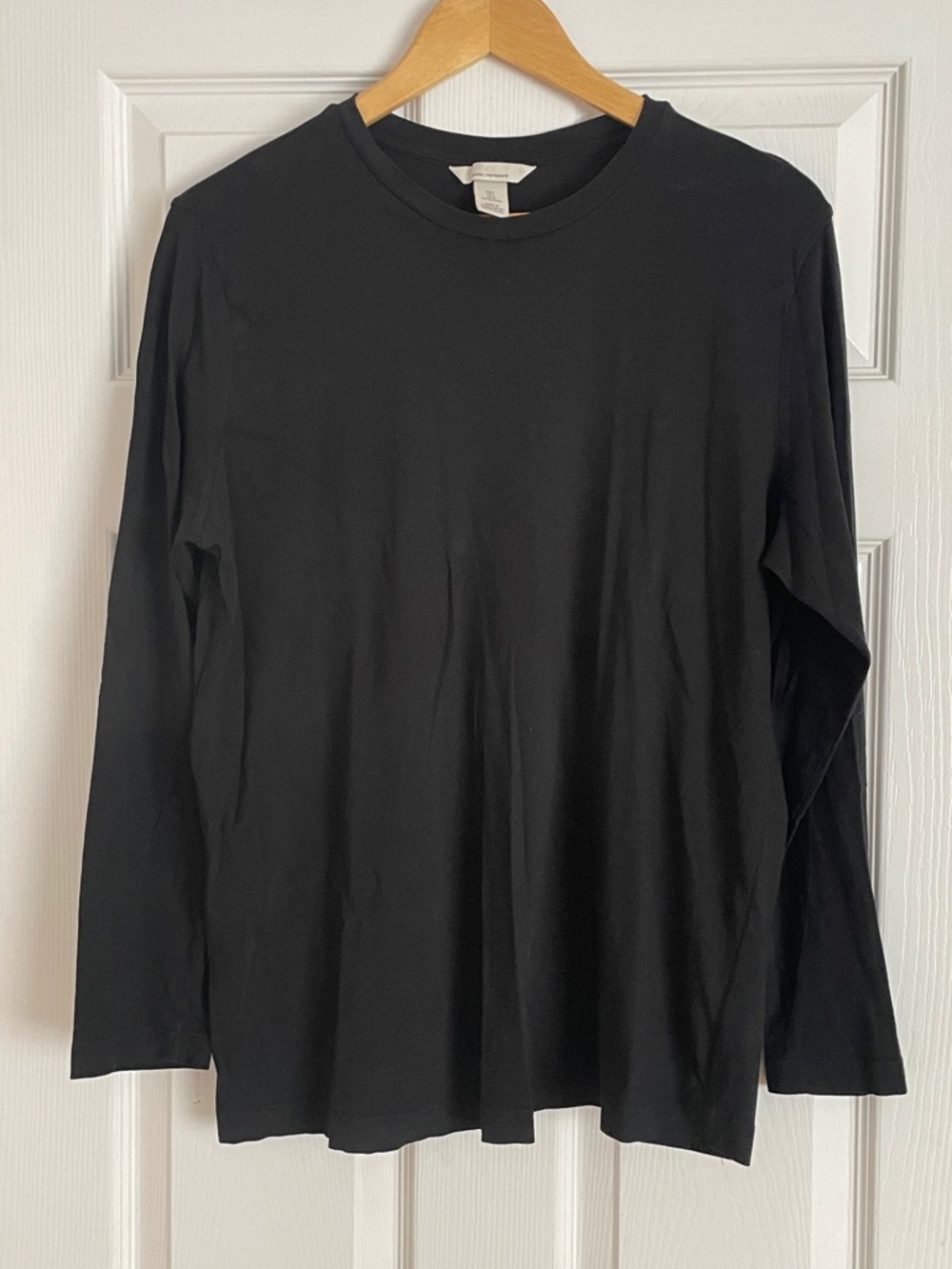 H&M Mama Maternity Black Long-Sleeve Crewneck